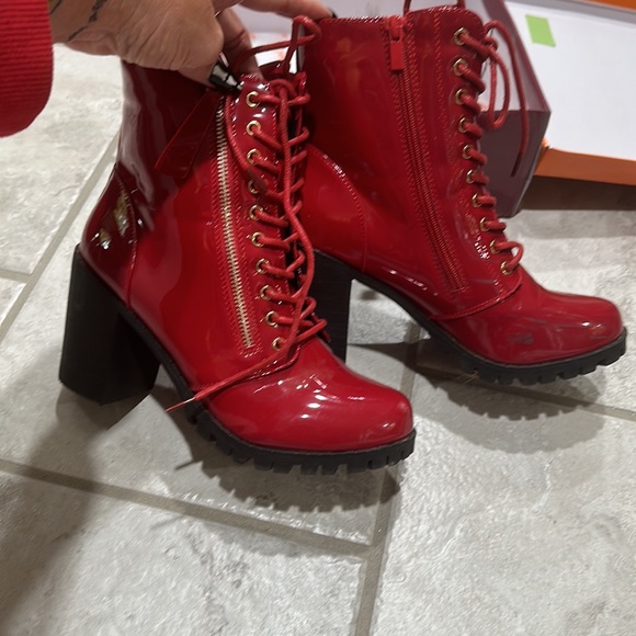🩸Gothic Red Combat Booties - Picture 7 of 11